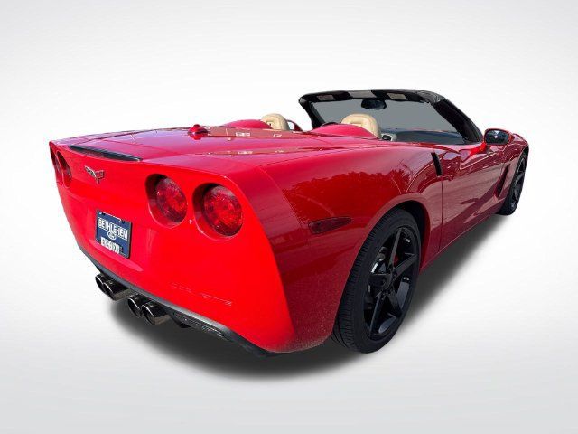 Used 2005 Chevrolet Corvette Convertible w/ Preferred Equipment Group RWD image 6