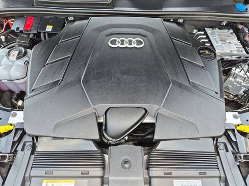 Used 2025 Audi Q7 3.0T Premium Plus AWD/4WD image 25
