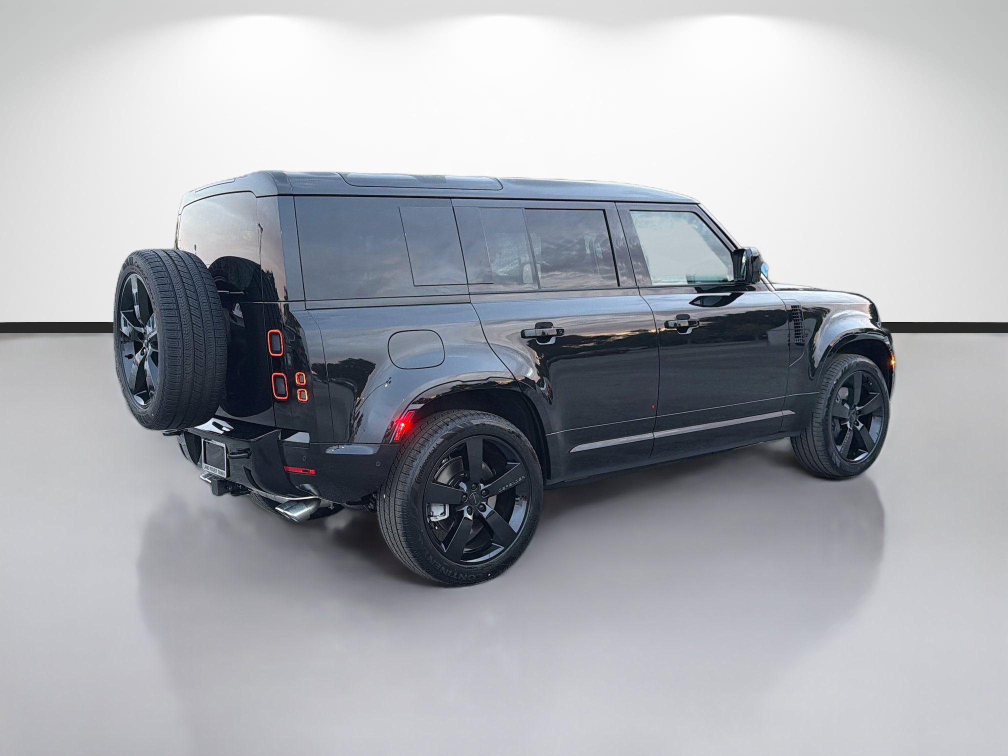 New 2026 Land Rover Defender 110 X-Dynamic SE AWD/4WD image 5