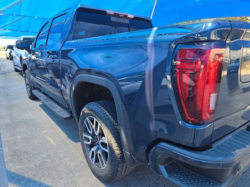 Used 2020 GMC Sierra 1500 AT4 w/ AT4 Premium Package AWD/4WD image 3