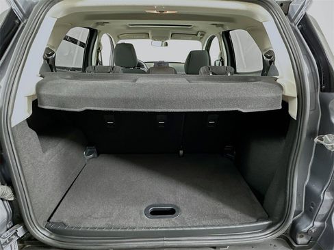 Used 2021 Ford EcoSport SE w/ SE Convenience Package image 26