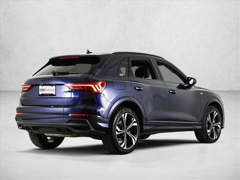 Used 2023 Audi Q3 2.0T Premium Plus w/ Premium Plus Package AWD/4WD image 5