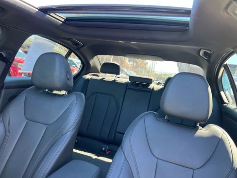 Used 2021 BMW 330i Sedan w/ Convenience Package image 28