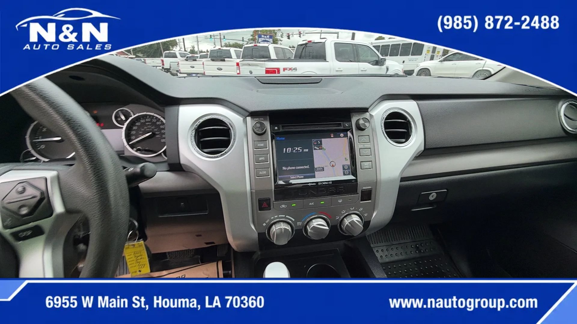 Used 2017 Toyota Tundra SR5 w/ SR5 Upgrade Package RWD image 15