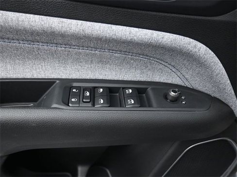 New 2026 Jeep Compass Latitude image 10