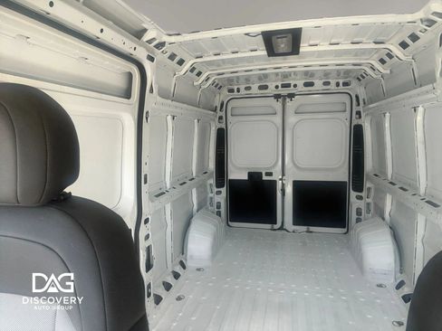 Used 2026 RAM ProMaster 2500 w/ Convenience Group FWD image 13