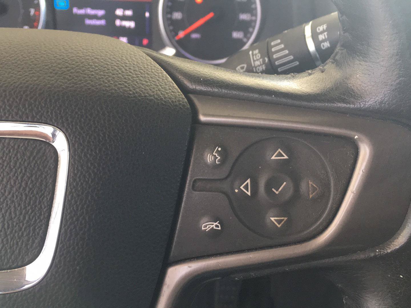 Used 2021 GMC Acadia AT4 w/ LPO, Floor Liner Package AWD/4WD image 16