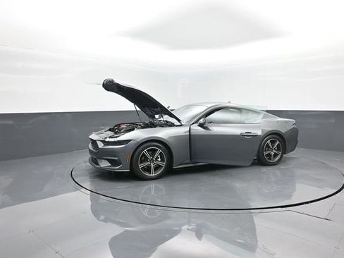 New 2025 Ford Mustang Coupe image 38