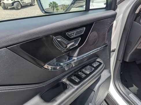 Used 2025 Lincoln Corsair Reserve FWD image 20