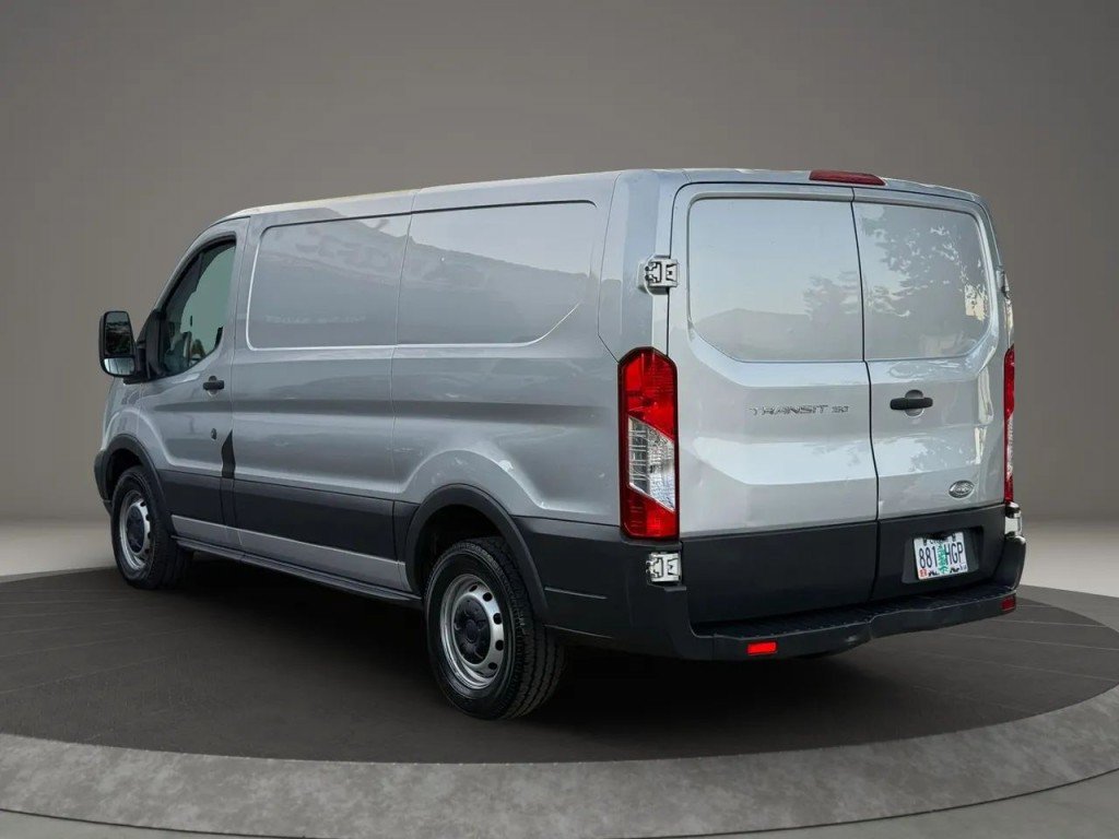 Used 2015 Ford Transit 150 130 Low Roof RWD image 7
