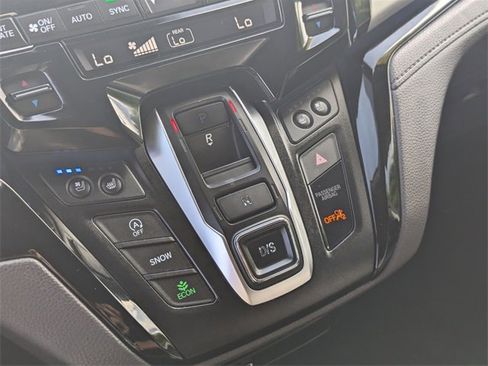 Used 2018 Honda Odyssey Elite image 24