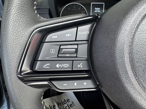 Used 2025 Subaru Forester Premium AWD/4WD image 17