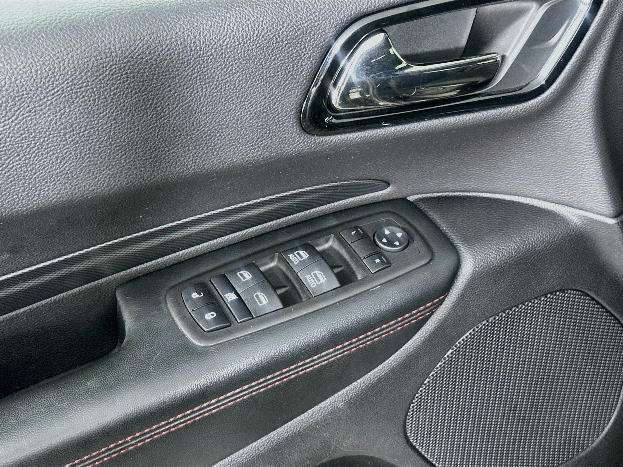 Used 2025 Dodge Durango GT RWD image 15