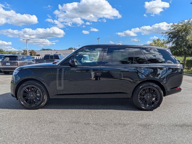 New 2027 Land Rover Range Rover Long Wheelbase SE AWD/4WD image 5