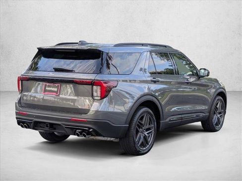 New 2026 Ford Explorer ST RWD image 2