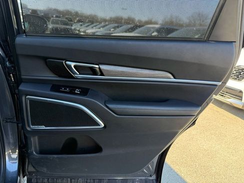 Certified 2022 Kia Telluride SX w/ SX Prestige Package image 13