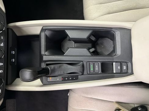 Used 2024 Honda Accord EX image 30
