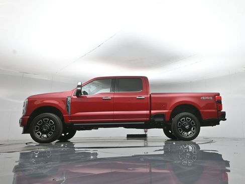 Certified 2024 Ford F250 Platinum AWD/4WD image 8