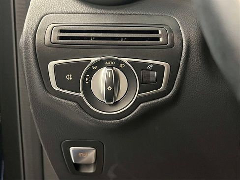 Certified 2022 Mercedes-Benz GLC 300 4MATIC Coupe image 21