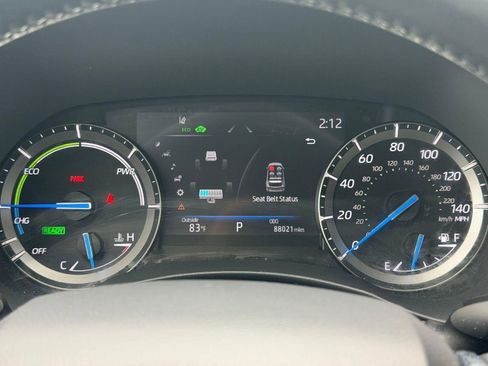 Used 2021 Toyota Highlander Platinum image 19