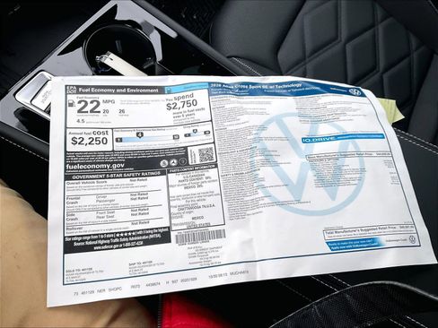 New 2026 Volkswagen Atlas Cross Sport SE image 18