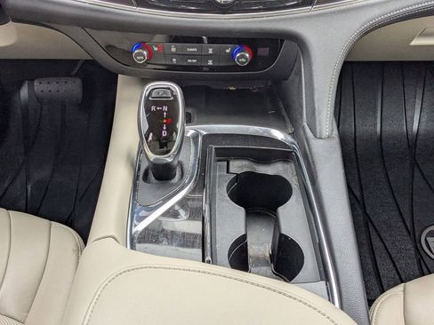 Used 2021 Buick Enclave Essence w/ Sound and Sites Package image 19