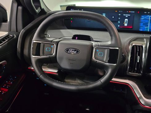 New 2026 Ford Expedition Platinum w/ Stealth Appearance Package image 27