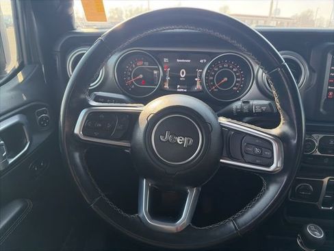 Used 2021 Jeep Wrangler Unlimited Sahara image 15