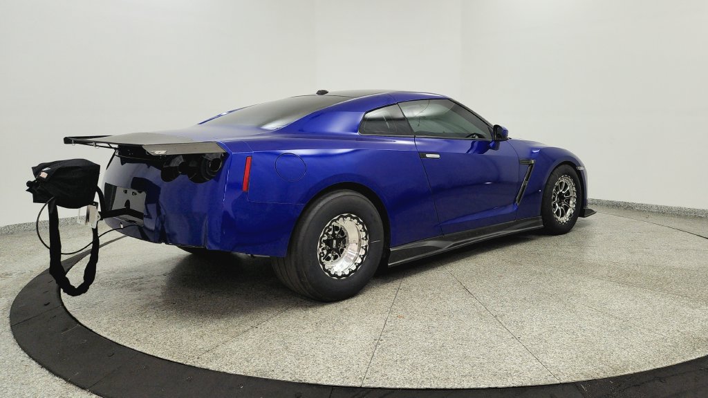 Used 2014 Nissan GT-R Black Edition AWD/4WD image 5