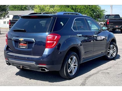 Used 2017 Chevrolet Equinox Premier w/ Enhanced Convenience Package AWD/4WD image 14