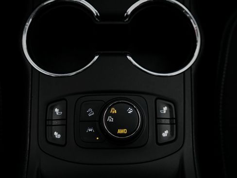 Used 2023 GMC Terrain SLE w/ Driver Convenience Package image 21