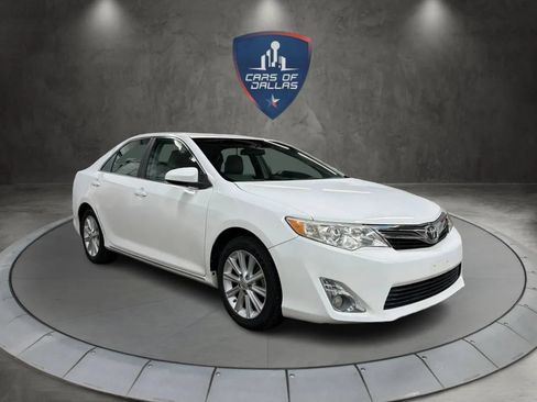Used 2013 Toyota Camry XLE FWD image 7