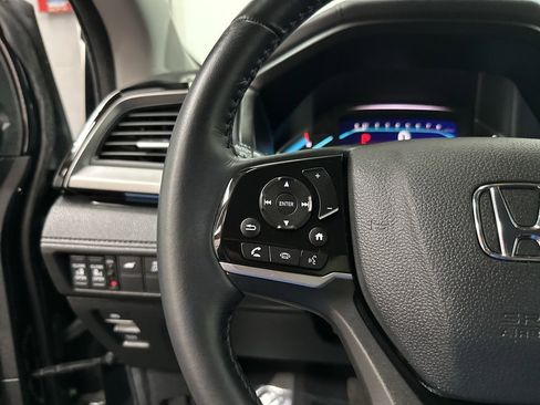 Used 2024 Honda Odyssey Touring image 16