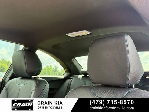 Used 2017 BMW M2 RWD image 22