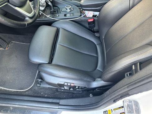 Used 2022 BMW X2 xDrive28i w/ Convenience Package AWD/4WD image 8