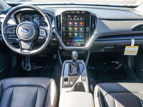 Used 2025 Subaru Crosstrek 2.5i Limited w/ Crosstrek Mirror Package image 14