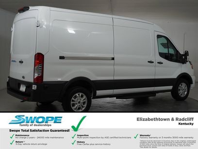 New 2023 Ford E-Transit Medium Roof w/ Interior Upgrade Package