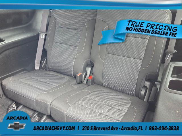 Used 2022 GMC Acadia SLE w/ Driver Convenience Package FWD image 8