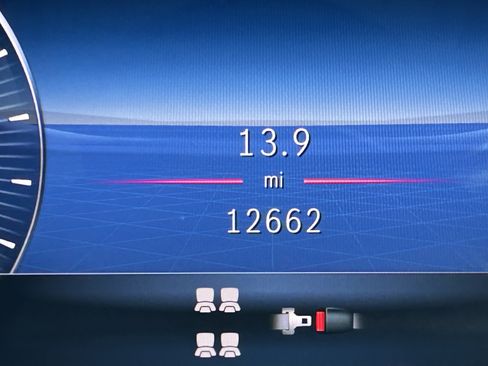 Certified 2025 Mercedes-Benz GLS 450 4MATIC image 28