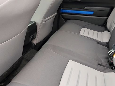 New 2025 Toyota Tacoma TRD Off-Road image 18