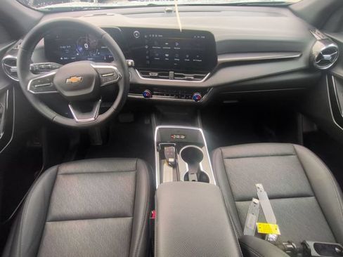 Used 2025 Chevrolet Equinox LT w/ Convenience Package II AWD/4WD image 28