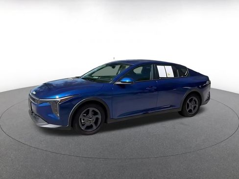 Used 2025 Kia K4 FWD image 7
