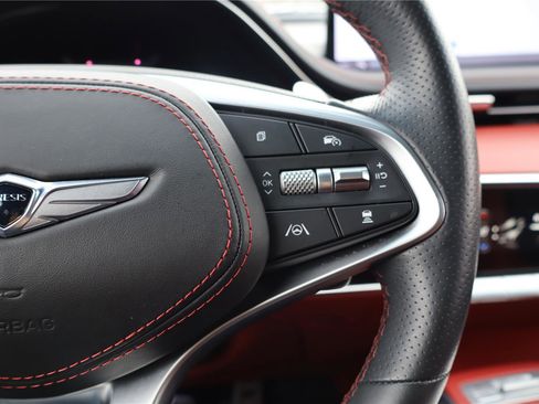 Used 2023 Genesis GV70 2.5T w/ Sport Prestige Package image 19