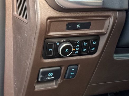 Used 2025 Ford F150 King Ranch w/ FX4 Off-Road Package AWD/4WD image 33