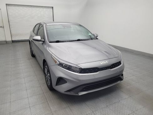 Used 2024 Kia Forte LXS w/ LXS Technology Package FWD image 14