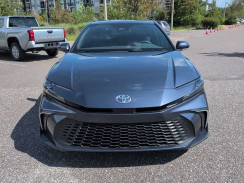 Used 2026 Toyota Camry SE FWD image 9
