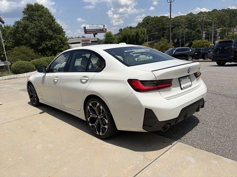 Used 2026 BMW 330i Sedan w/ M Sport Package RWD image 6