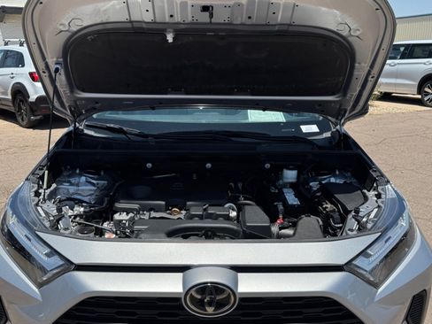 Used 2023 Toyota RAV4 LE FWD image 20