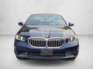 Used 2024 BMW i5 eDrive40i w/ Convenience Package RWD video 2