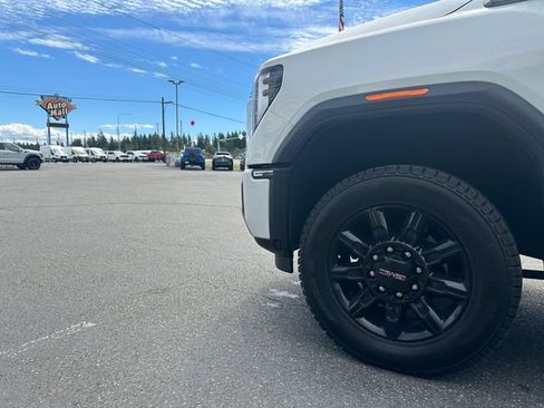 Used 2024 GMC Sierra 3500 AT4 w/ AT4 Premium Plus Package AWD/4WD image 28
